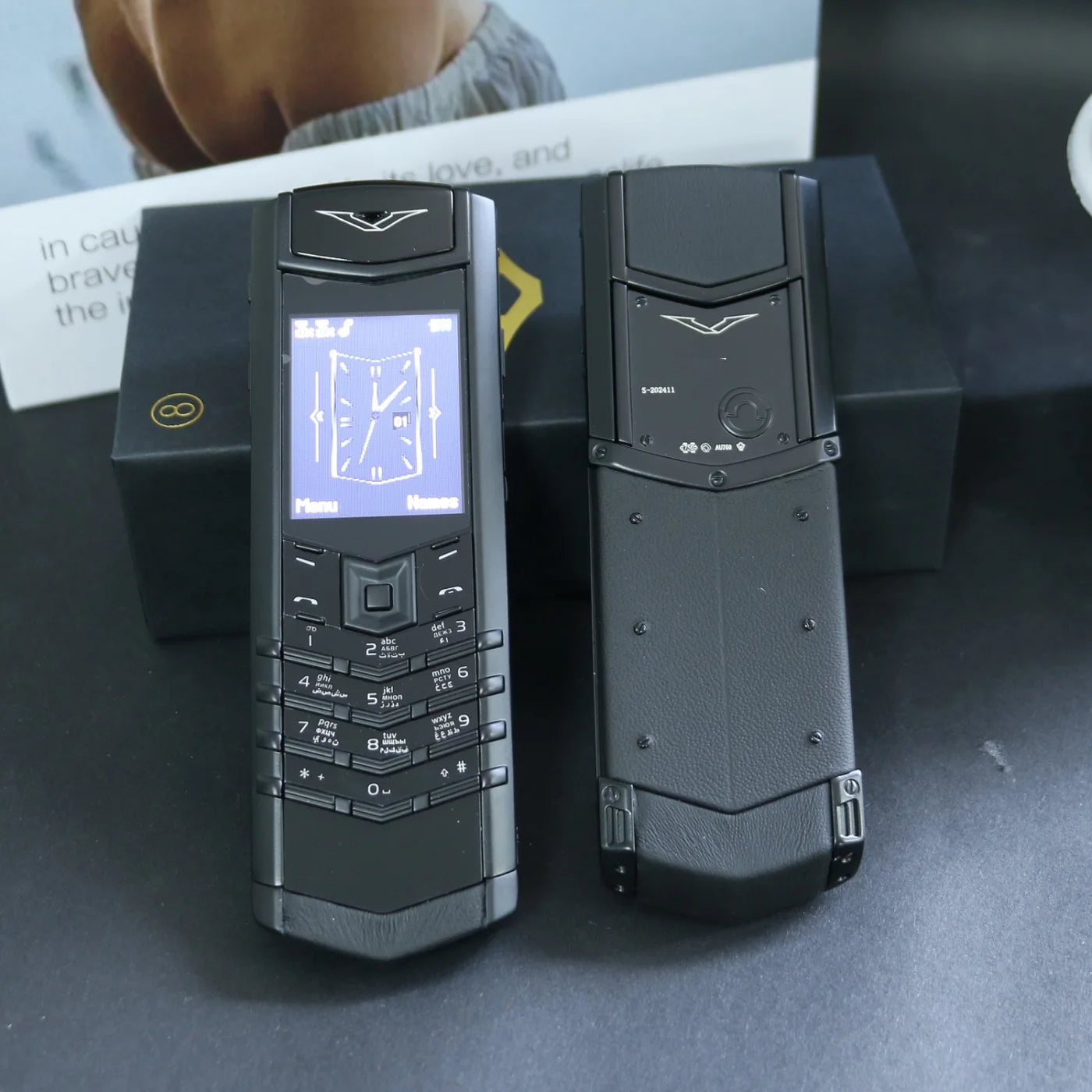 Elegant Metal Signature Handmade Mobile Phone Dual SIM Bluetooth Dialer Ebook Luxury Feature Classic Senior Phone for Elderly