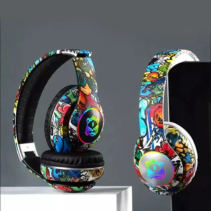 🎧 Graffiti Bluetooth Headphones – LED Light Wireless Headset with Mic & TF Card Support | Perfect Gift for Kids